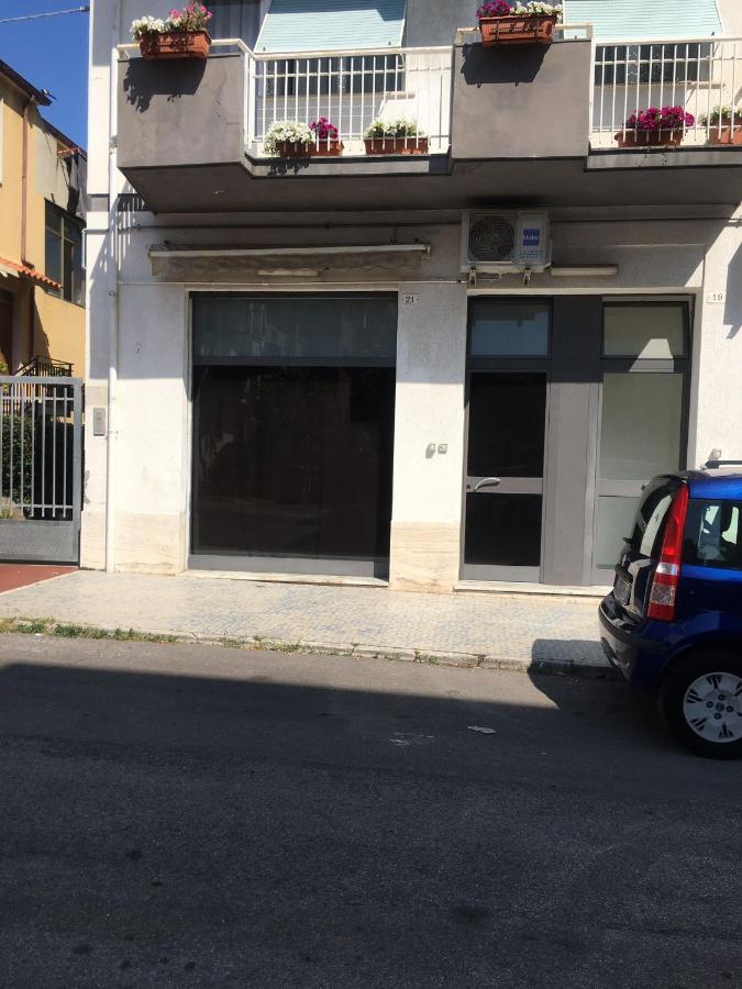 Da Nord A Sud - Loft Con Soppalco Vila Termoli Exterior foto